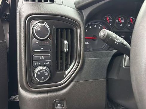 Certified 2024 Chevrolet Silverado 2500 Custom w/ Custom Convenience Package image 21