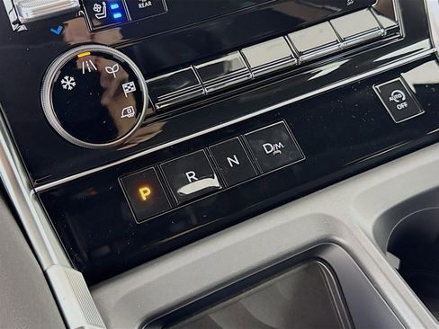 New 2026 Nissan Armada Platinum image 19