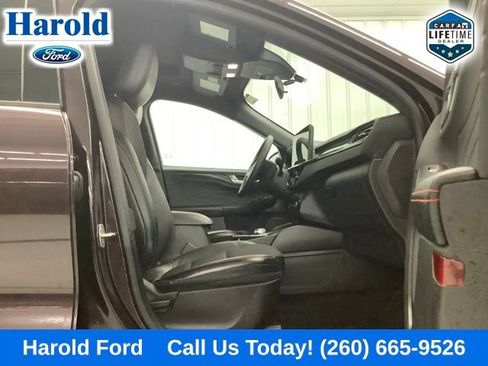 Used 2023 Ford Escape ST-Line w/ Tech Pack #1 AWD/4WD image 12