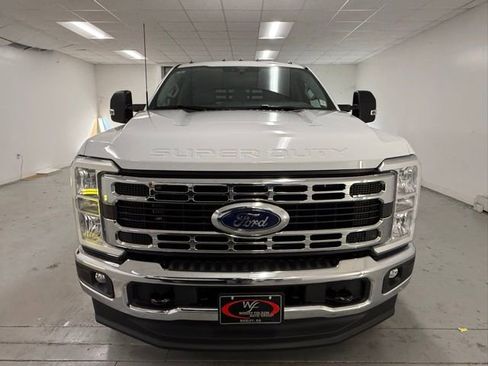 New 2026 Ford F350 XL w/ XL Chrome Package image 2