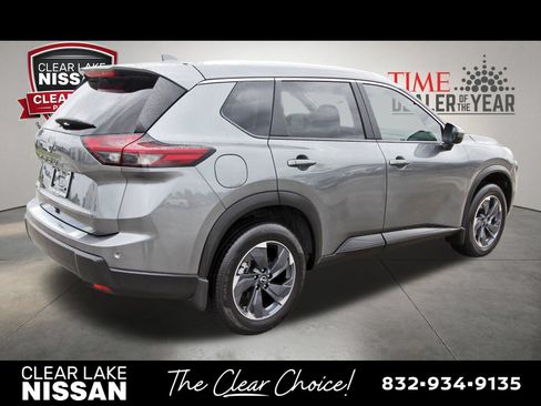 Certified 2026 Nissan Rogue SV w/ SV Premium Package FWD image 7