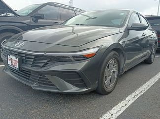Used 2024 Hyundai Elantra SE FWD video 1
