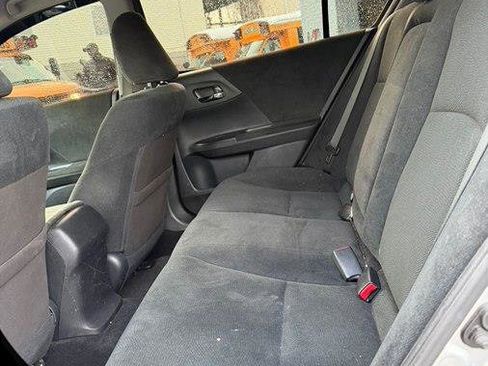 Used 2013 Honda Accord LX image 10