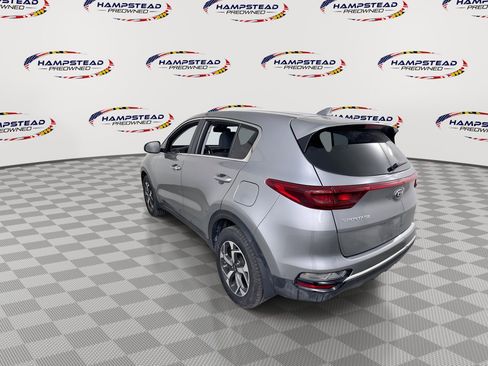 Used 2020 Kia Sportage LX AWD/4WD image 6