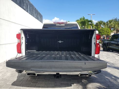 Used 2022 Chevrolet Silverado 1500 LTZ w/ LTZ Premium Package image 8