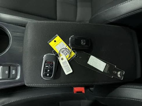 Used 2024 Honda Civic Sport image 30