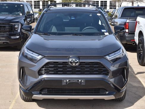 Used 2025 Toyota RAV4 XSE image 3