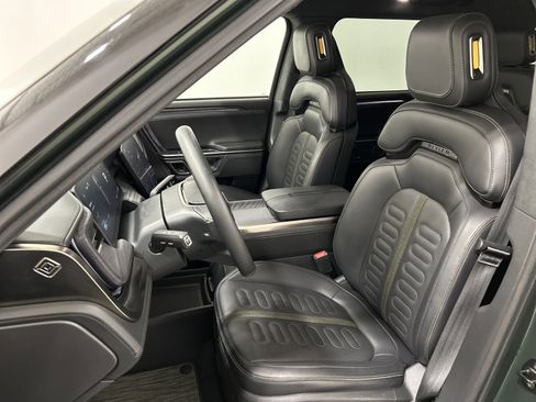 Used 2024 Rivian R1S Adventure image 20