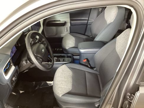 Used 2025 Ford Maverick XLT w/ XLT Luxury Package AWD/4WD image 28
