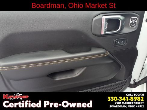 Used 2024 Jeep Wrangler Unlimited Sahara AWD/4WD image 11