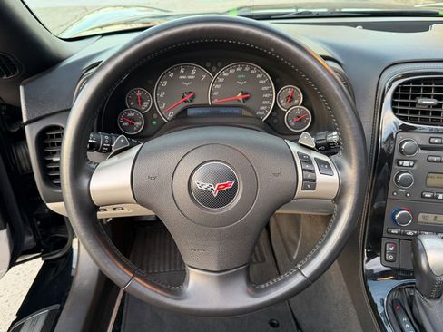 Used 2008 Chevrolet Corvette Convertible w/ Preferred Equipment Group image 17