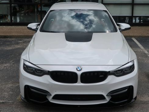 Used 2019 BMW M4 Convertible w/ Competition Package RWD image 4