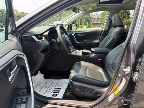 Used 2024 Toyota RAV4 Limited AWD/4WD image 13