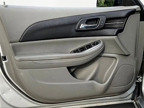 Used 2016 Chevrolet Malibu LS image 23