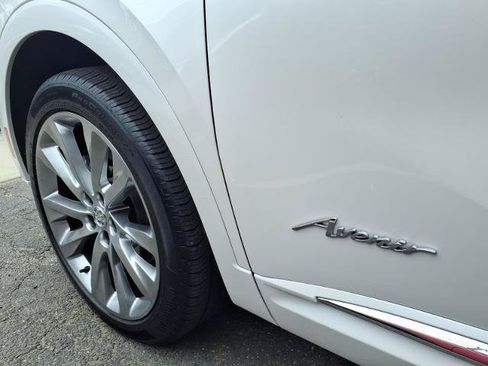 Certified 2023 Buick Envision Avenir AWD/4WD image 9