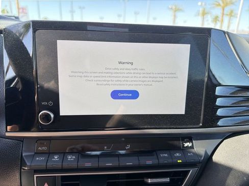 Used 2025 Toyota Camry LE image 20