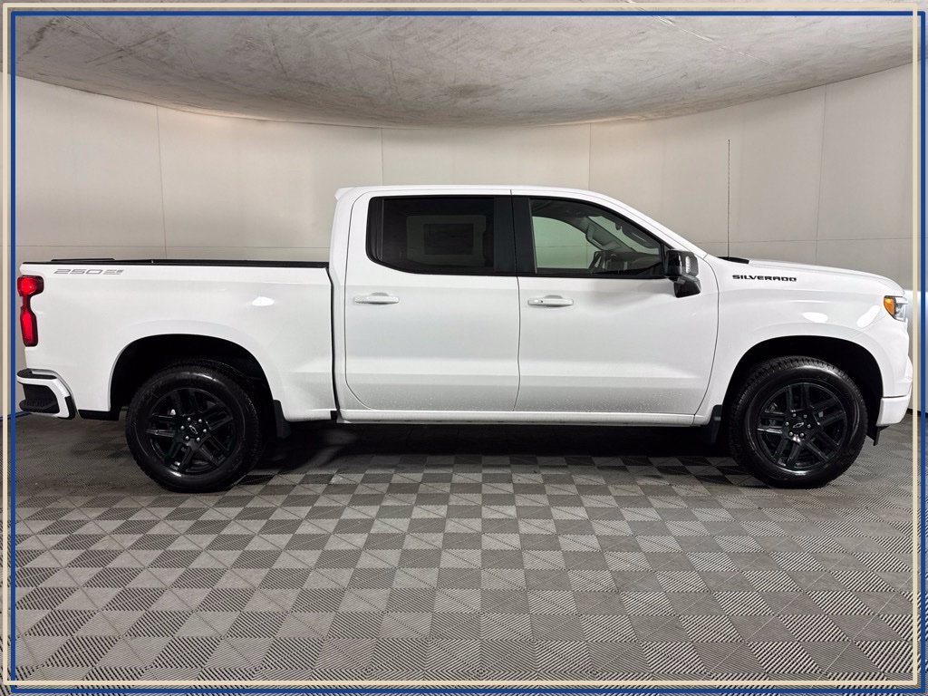 New 2026 Chevrolet Silverado 1500 RST AWD/4WD image 7