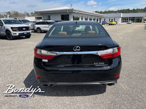 Used 2017 Lexus ES 350 350 w/ Luxury Package image 14