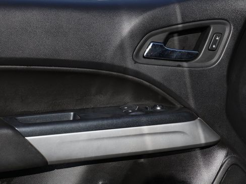 Used 2021 Chevrolet Colorado LT w/ Fleet Safety Package image 25