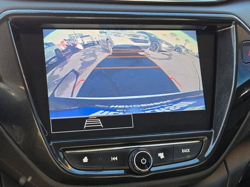 Used 2021 Chevrolet TrailBlazer LT image 19