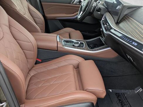 Used 2024 BMW X5 xDrive40i w/ Premium Package image 22