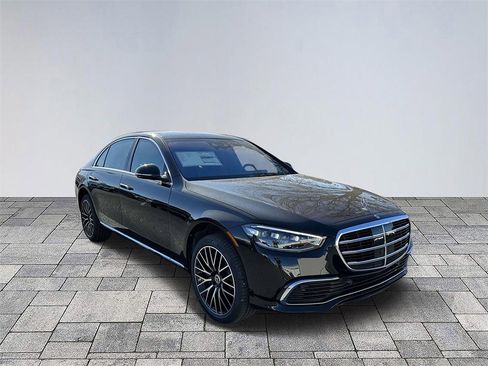 New 2025 Mercedes-Benz S 580 4MATIC Sedan image 1