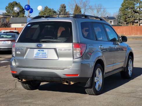 Used 2010 Subaru Forester 2.5X Premium w/ Popular Equipment Group 1A image 5