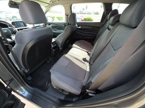 Used 2019 Hyundai Santa Fe SE FWD image 12
