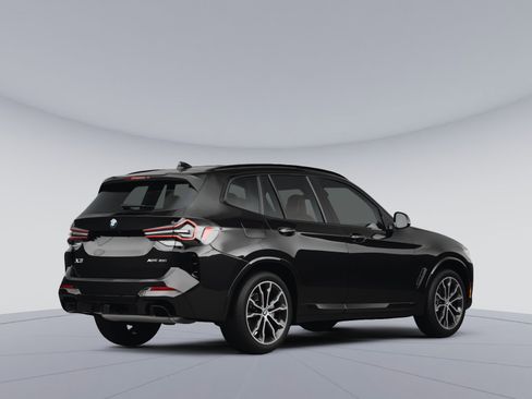 Used 2024 BMW X3 xDrive30i w/ Premium Package AWD/4WD image 3
