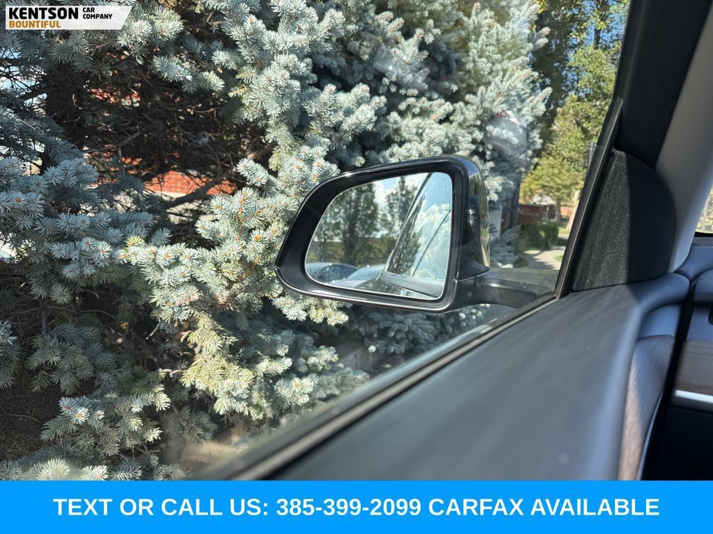 Used 2023 Tesla Model Y Long Range AWD/4WD image 15