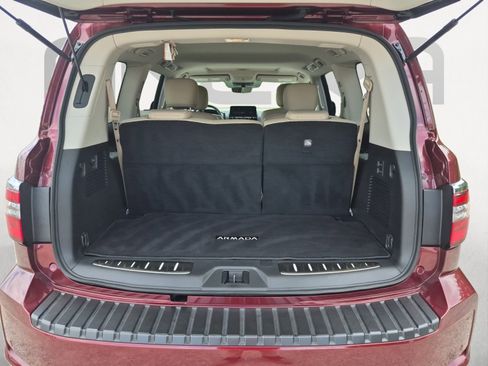 Used 2024 Nissan Armada Platinum w/ Captain's Chairs Package RWD image 12