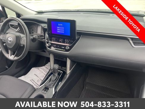 Certified 2024 Toyota Corolla Cross LE FWD image 17