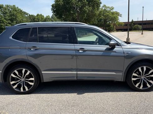Used 2020 Volkswagen Tiguan SEL Premium R-Line AWD/4WD image 6