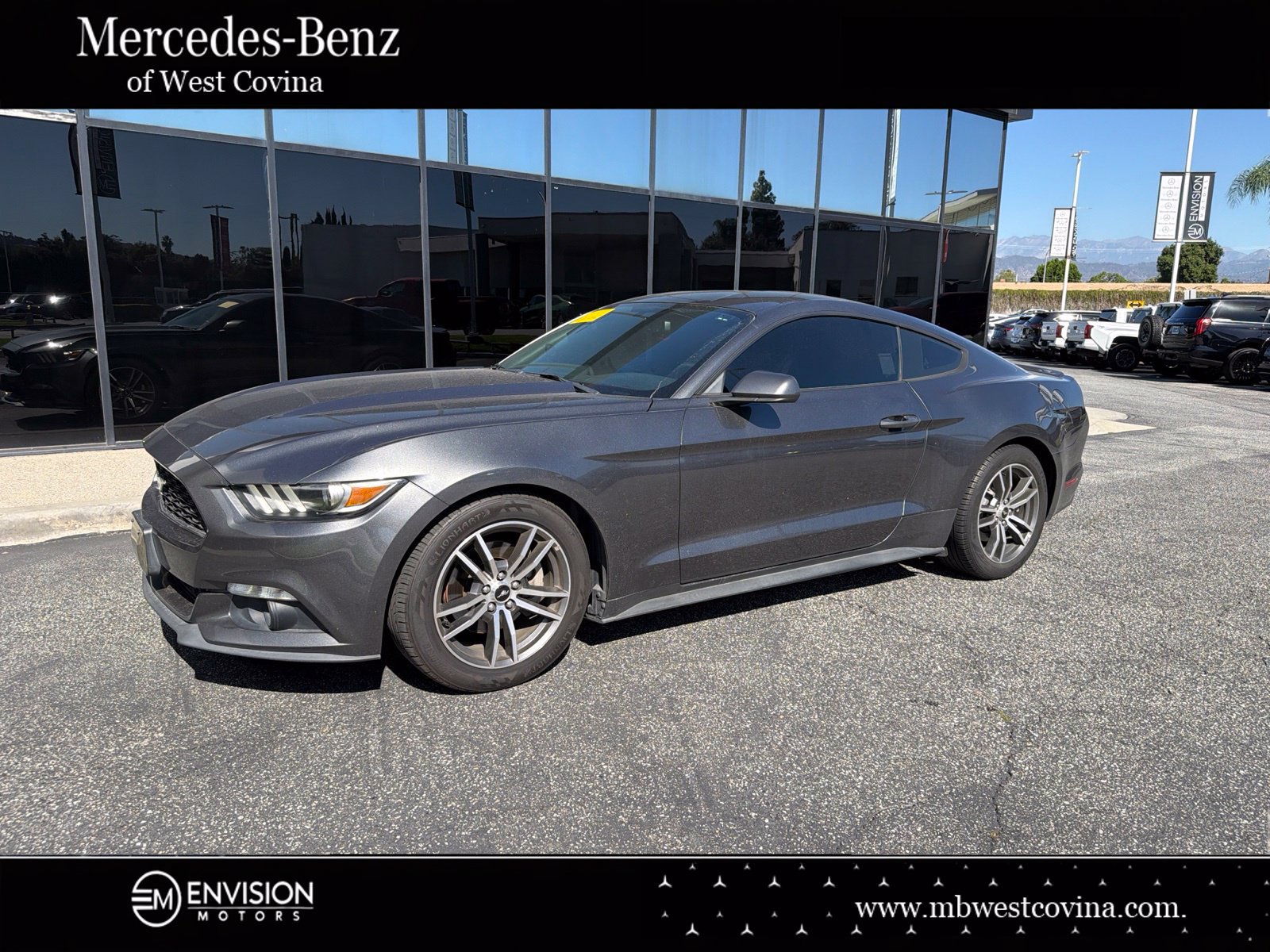 Used 2016 Ford Mustang Coupe RWD image 1