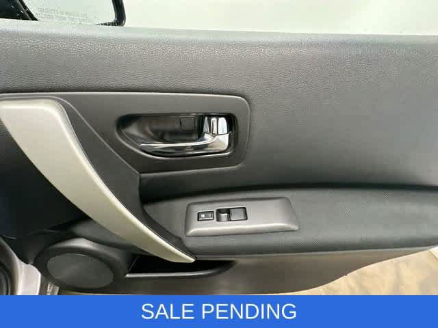 Used 2012 Nissan Rogue SV AWD/4WD image 20