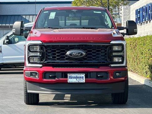 New 2025 Ford F250 XLT w/ Black Appearance Package image 9