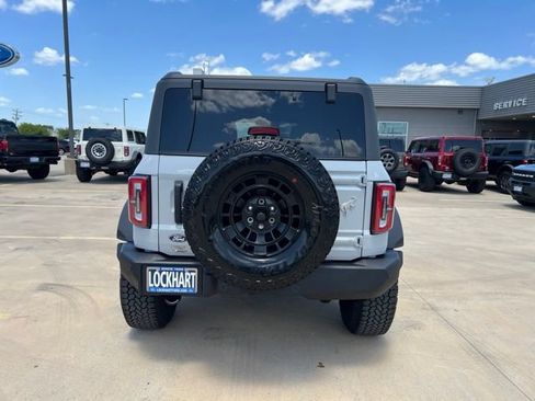 New 2026 Ford Bronco Outer Banks w/ Sasquatch Package AWD/4WD image 6