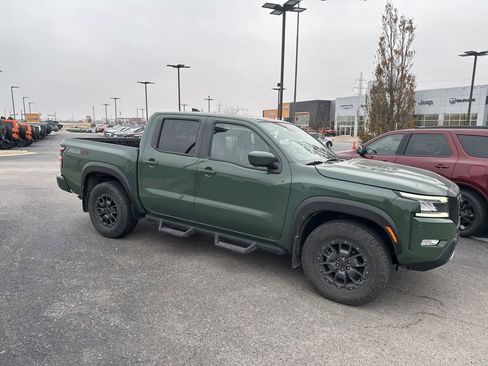 Used 2023 Nissan Frontier PRO-4X w/ Pro-4X Premium Package image 2
