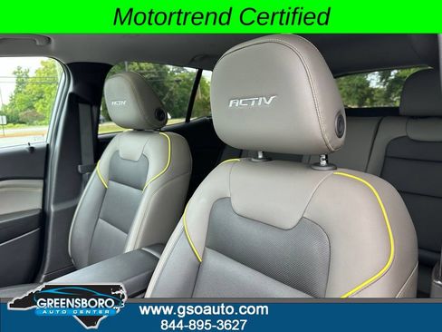 Used 2024 Chevrolet Trax ACTIV w/ Sunroof Package FWD image 14