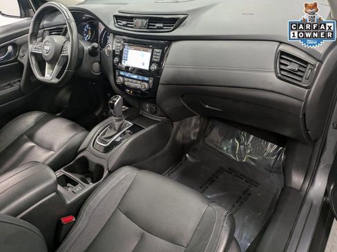 Used 2017 Nissan Rogue SL w/ SL Premium Package image 31