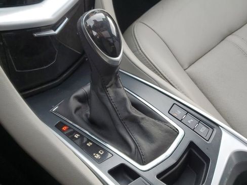 Used 2016 Cadillac SRX Luxury w/ Driver Awareness Package image 29