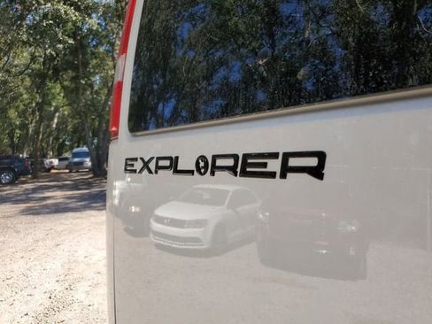 New 2025 GMC Savana 2500 Extended w/ Driver Convenience Package image 9