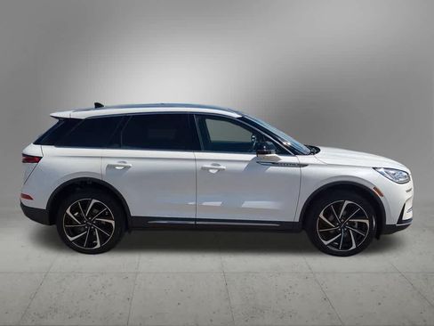 Used 2024 Lincoln Corsair Reserve w/ Equipment Group 201A AWD/4WD image 7