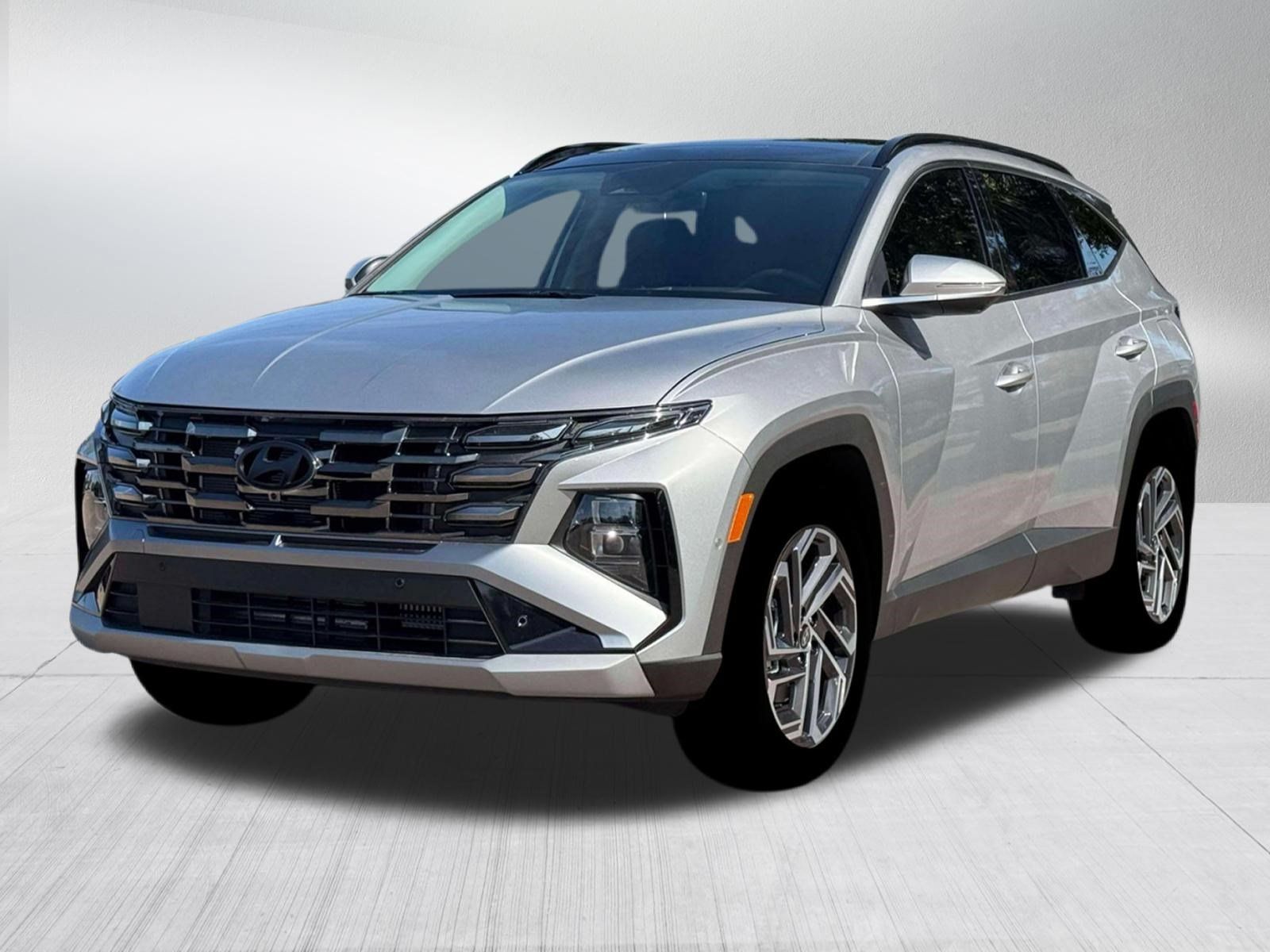 New 2026 Hyundai Tucson Limited AWD/4WD image 1