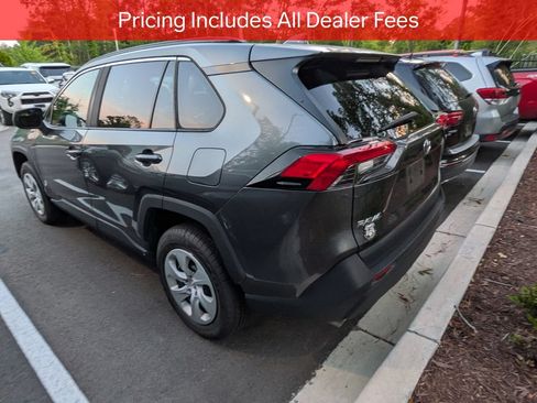 Certified 2020 Toyota RAV4 LE FWD image 5