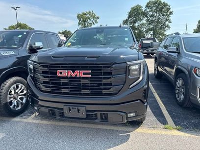 Used 2023 GMC Sierra 1500 Elevation