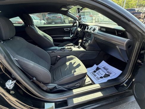 Used 2016 Ford Mustang GT image 12