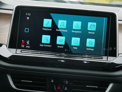 New 2026 Volkswagen Atlas SE image 11