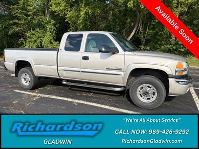 Used 2005 GMC Sierra 2500 SLE w/ Heavy-Duty Power Package