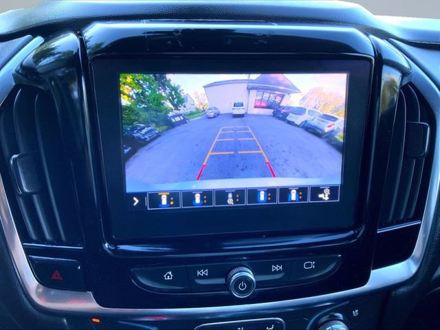 Used 2021 Chevrolet Traverse Premier w/ Redline Edition AWD/4WD image 21